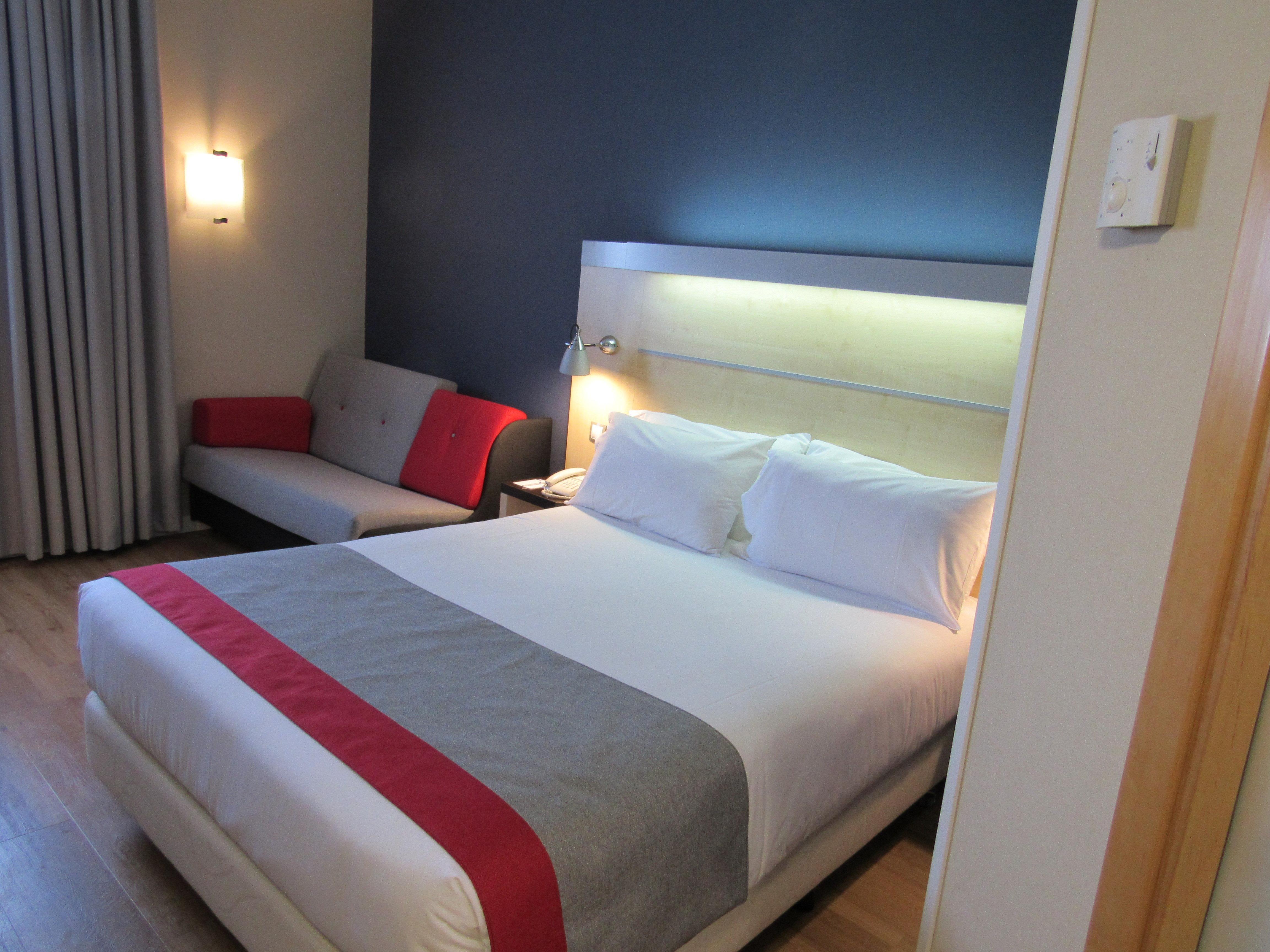 Hotel Holiday Inn Express Madrid-Rivas By Ihg Kültér fotó