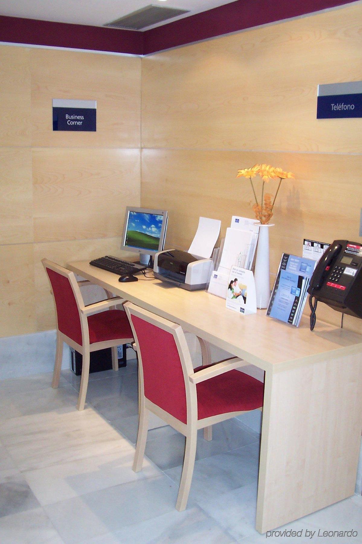 Hotel Holiday Inn Express Madrid-Rivas By Ihg Kültér fotó