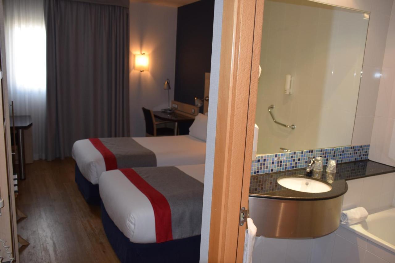 Hotel Holiday Inn Express Madrid-Rivas By Ihg Kültér fotó